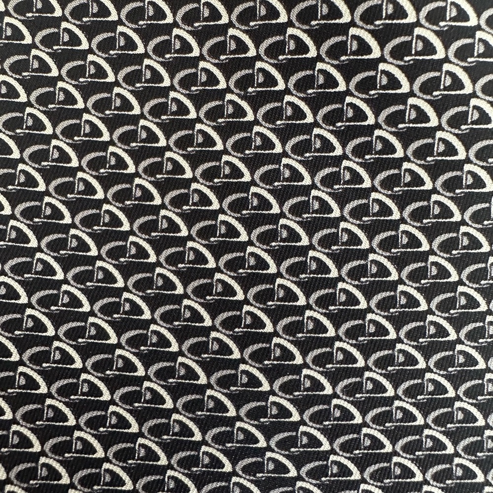 Christian Dior Men’s Silk Tie Black and white Pattern - Picture 8 of 15